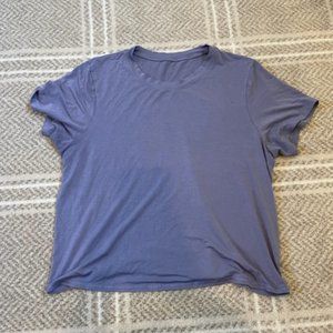 Lululemon short sleeve shirt